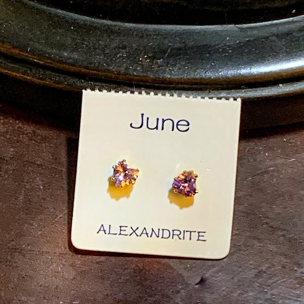 NWT ❤️Gold plated crystal heart studs for birthday month. JUNE
